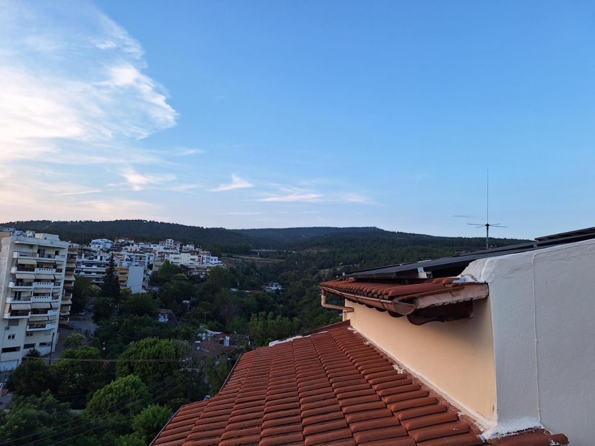 Sunset Rooftop Apartment Tesalonika Bagian luar foto