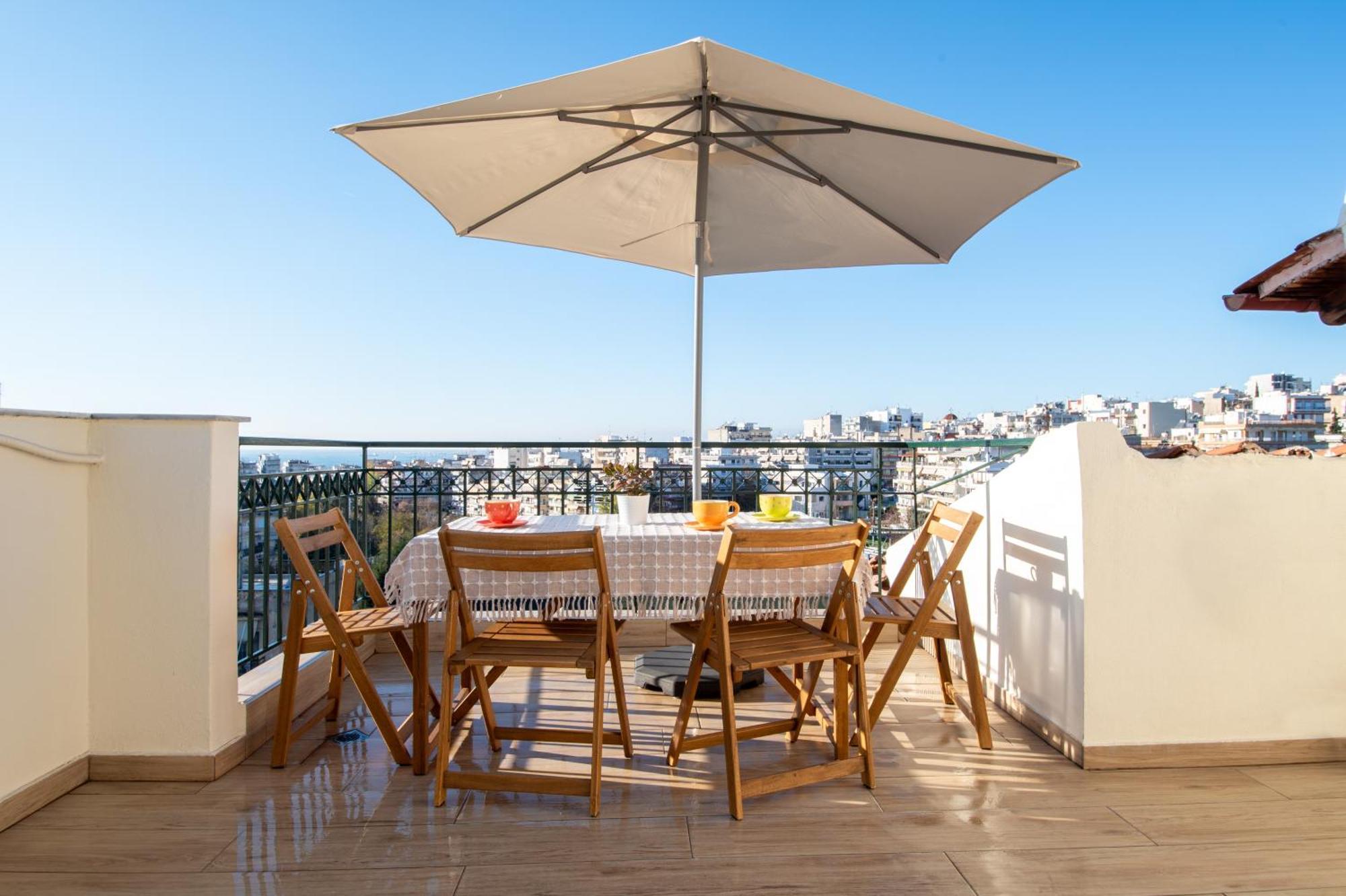 Sunset Rooftop Apartment Tesalonika Bagian luar foto